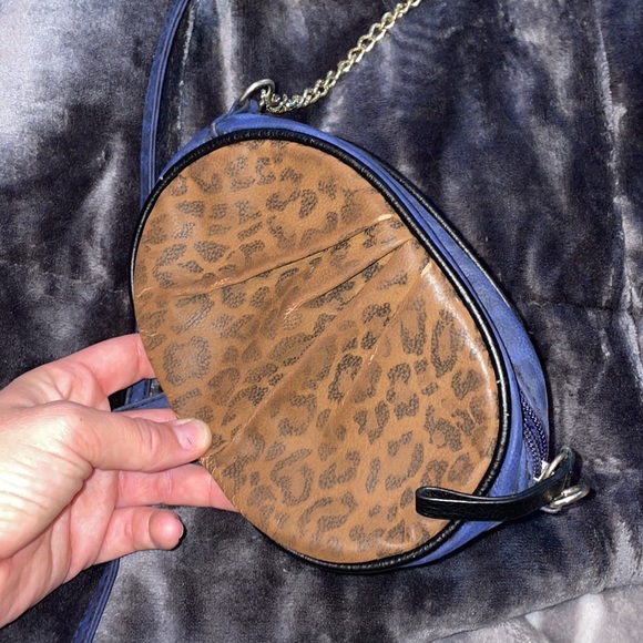 🐆 FUNKY CROSS BODY - Picture 3 of 3